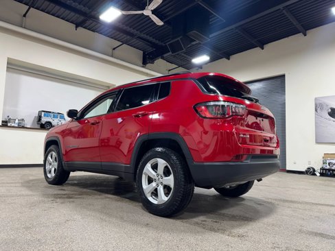 Used 2018 Jeep Compass Latitude w/ Cold Weather Group image 7