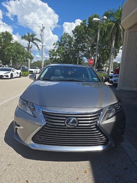 Used 2018 Lexus ES 350 image 2