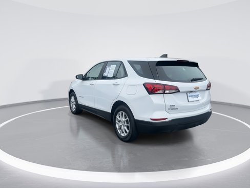 Used 2024 Chevrolet Equinox LS image 7
