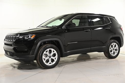 New 2025 Jeep Compass Sport image 5