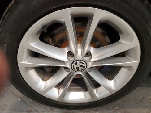 Used 2010 Volkswagen CC Luxury image 28