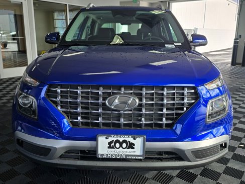 New 2025 Hyundai Venue SEL image 9