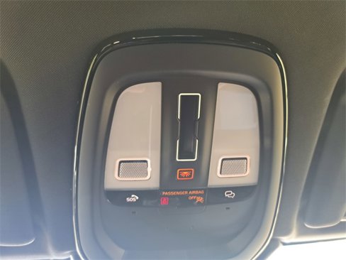 Used 2023 Volvo XC60 T8 Plus w/ Protection Package Premier image 16