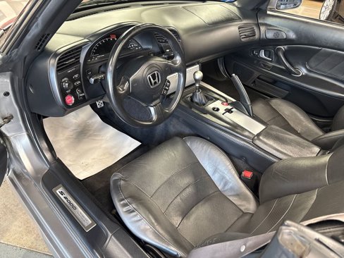 Used 2005 Honda S2000 image 46