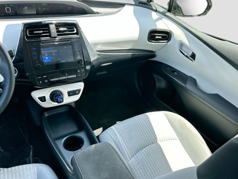 Used 2018 Toyota Prius Four image 21