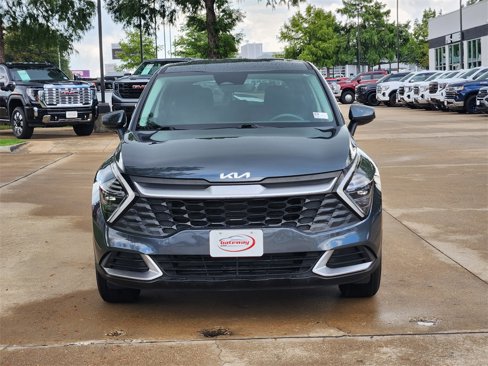 Used 2024 Kia Sportage LX image 2