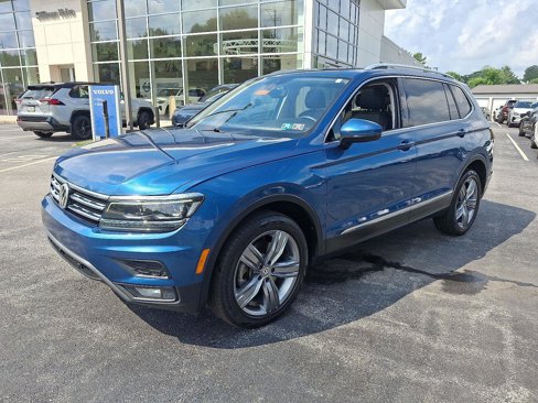 Used 2018 Volkswagen Tiguan SEL Premium image 3