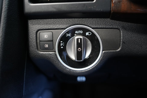 Used 2012 Mercedes-Benz GLK 350 4MATIC image 22