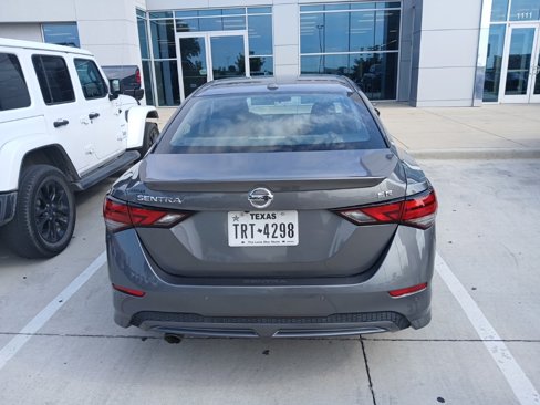 Used 2021 Nissan Sentra SR w/ Trunk Package image 2
