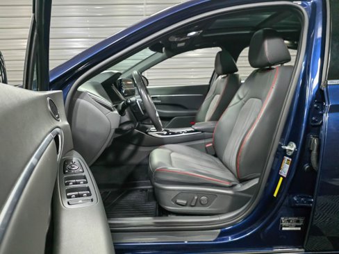 Used 2020 Hyundai Sonata SEL Plus w/ Tech Package image 13