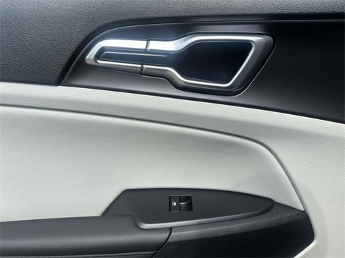 New 2026 Kia Sportage EX image 22
