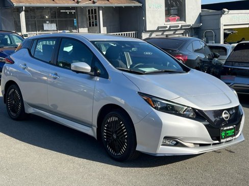 Used 2024 Nissan Leaf SV Plus image 3