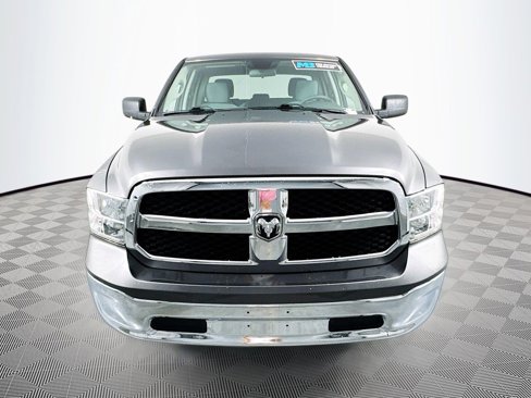 Used 2021 RAM 1500 Classic SLT image 2
