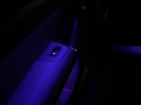 Certified 2023 Porsche Cayenne S image 40