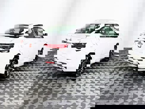 Used 2021 Nissan Sentra SV image 9