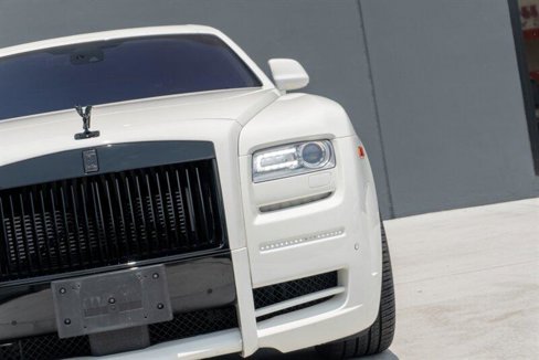 Used 2012 Rolls-Royce Ghost image 25