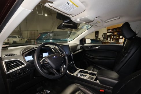 Used 2024 Ford Edge SEL image 9