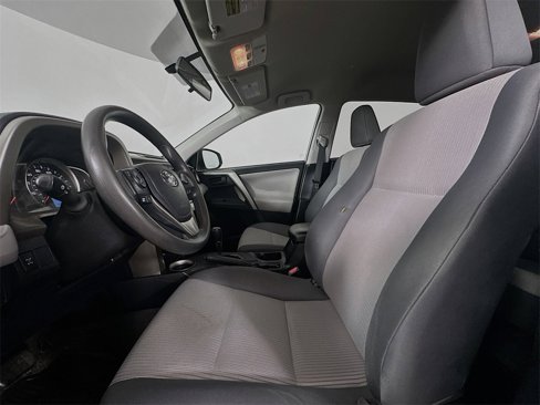 Used 2015 Toyota RAV4 LE image 16