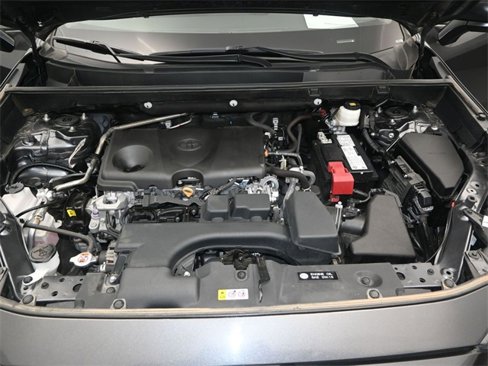 Used 2023 Toyota RAV4 LE image 18