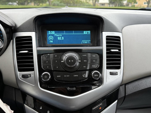 Used 2011 Chevrolet Cruze LS w/ Connectivity Package image 14