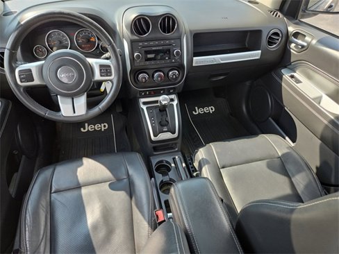 Used 2017 Jeep Compass High Altitude image 10