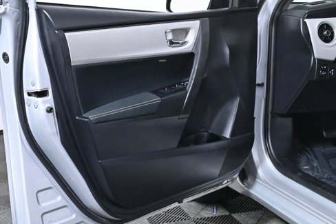 Used 2017 Toyota Corolla LE image 25