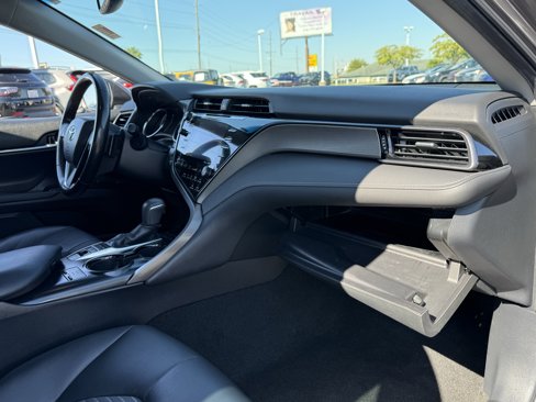 Used 2019 Toyota Camry LE image 13