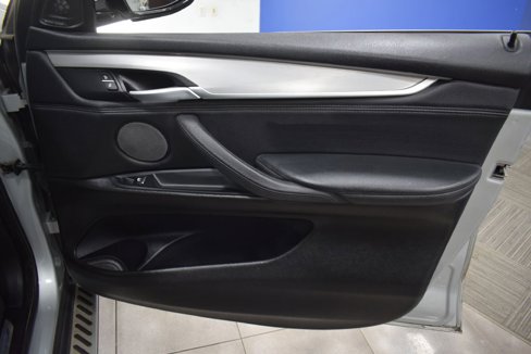 Used 2016 BMW X5 xDrive50i w/ XLine image 19