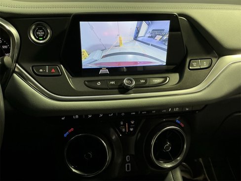 Used 2020 Chevrolet Blazer LT image 27