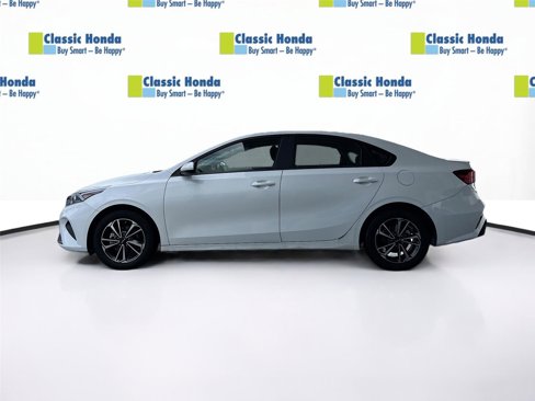 Used 2024 Kia Forte LXS image 4