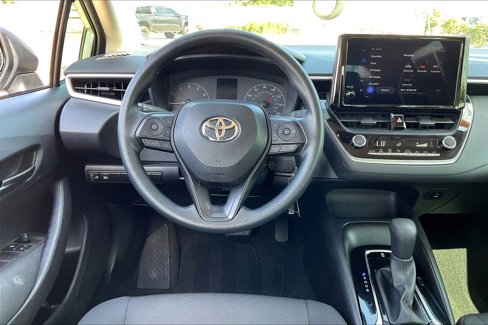 Used 2024 Toyota Corolla LE image 10