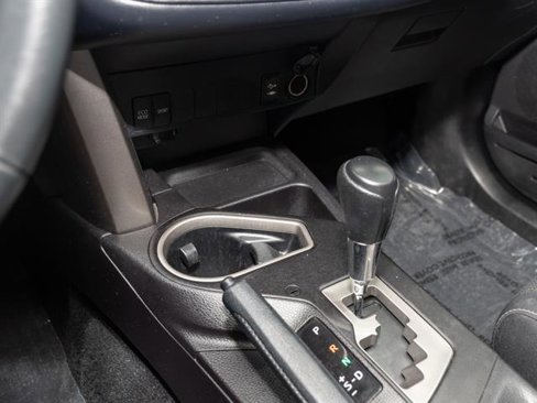 Used 2018 Toyota RAV4 XLE image 13