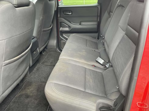 Used 2022 Nissan Frontier SV image 12