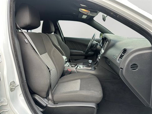 Used 2023 Dodge Charger SXT w/ Blacktop Package image 12
