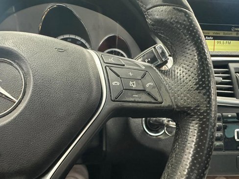 Used 2012 Mercedes-Benz E 350 4MATIC Sedan image 34