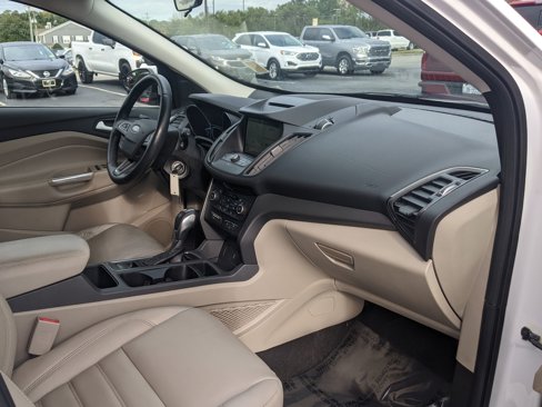 Used 2018 Ford Escape SEL image 22