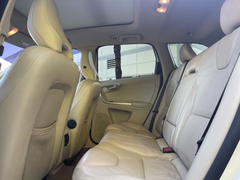 Used 2010 Volvo XC60 T6 image 19