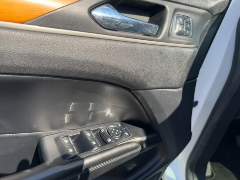 Used 2015 Lincoln MKC AWD w/ Equipment Group 102A Reserve image 17