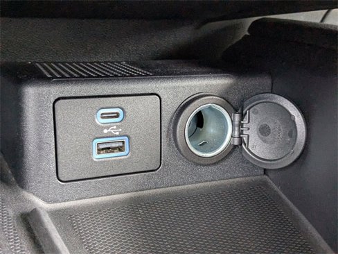 Used 2023 Ford Escape Platinum image 20