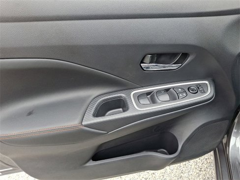 New 2025 Nissan Versa SR w/ Trunk Package image 14