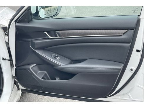 Used 2020 Honda Accord EX image 20