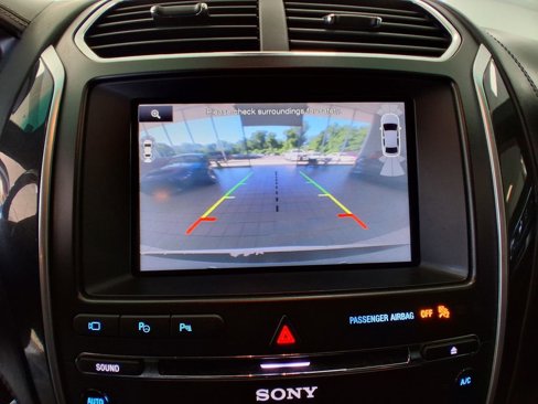 Used 2016 Ford Explorer Platinum image 31