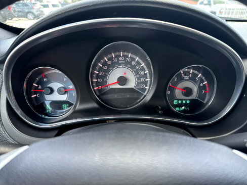 Used 2013 Chrysler 200 Touring image 18