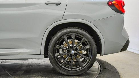 Certified 2023 BMW X3 xDrive30i w/ M Sport Package image 11