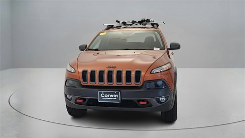 Used 2015 Jeep Cherokee Trailhawk w/ Comfort/Convenience Group image 2