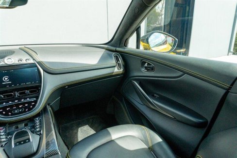 Used 2021 Aston Martin DBX image 59