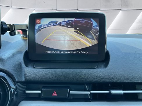 Used 2020 Toyota Yaris LE image 14