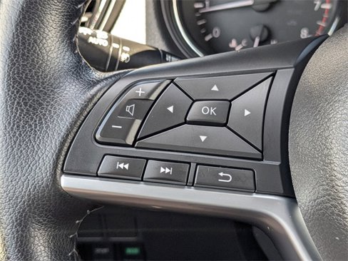 Used 2022 Nissan Rogue Sport SL w/ Premium Package image 30