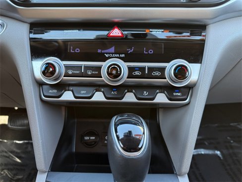 Used 2020 Hyundai Elantra Value Edition image 17