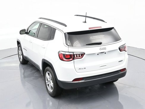 Used 2023 Jeep Compass Latitude w/ Convenience Group image 22